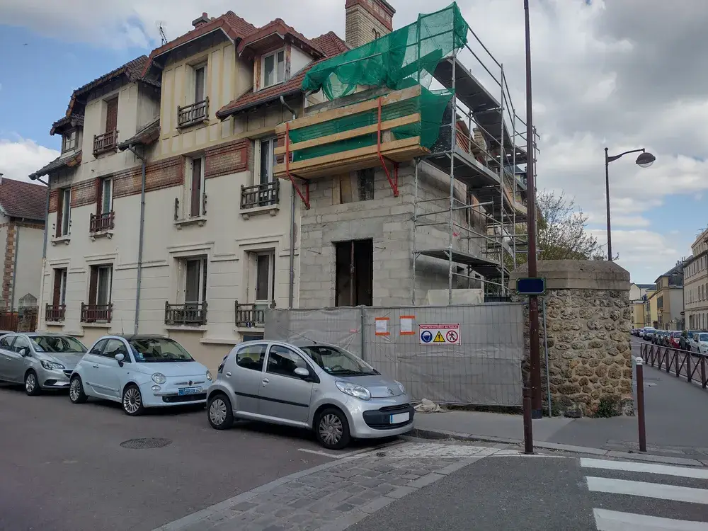 Façade - 3D Construction